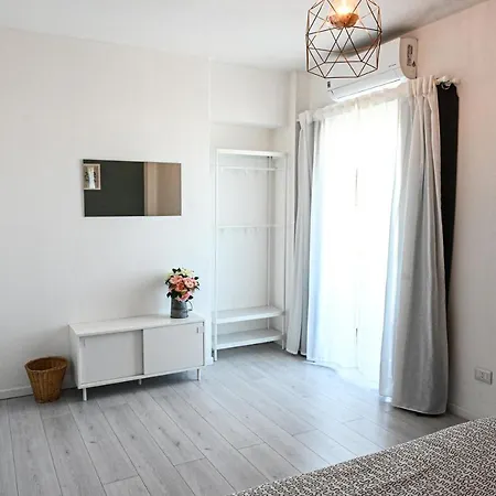 Lyceum Flat Olbia